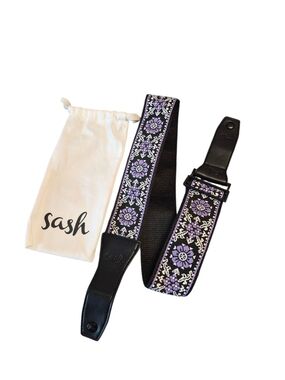 Sash Floral Embroidered Strap in Black and Lavender